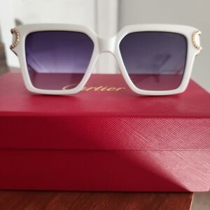 Designer Like *V* Sunglasses